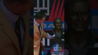 a legendary bust for a legendary player 👏