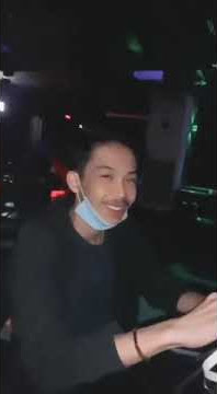 suasana malem dalam diskotik...