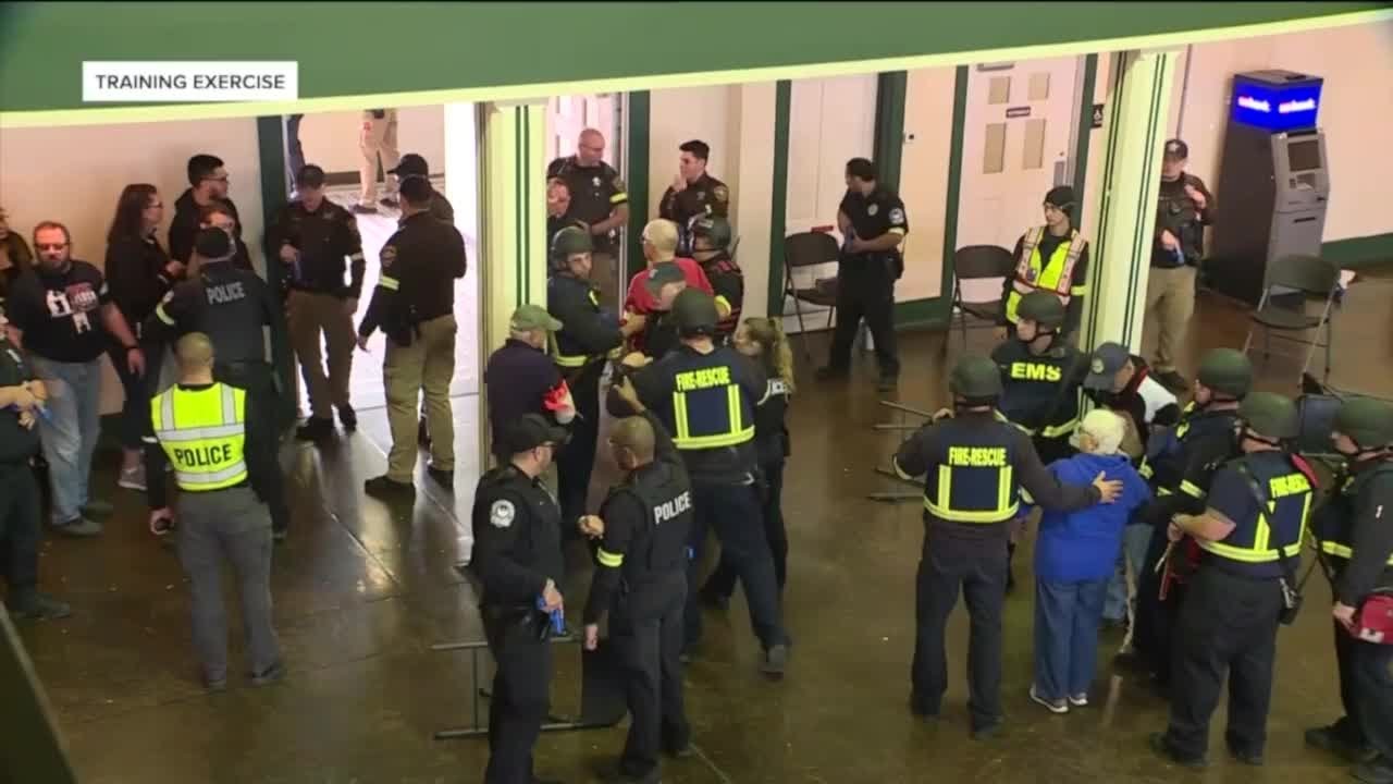 Brown County first responders train for active shooter incident at Bay ...