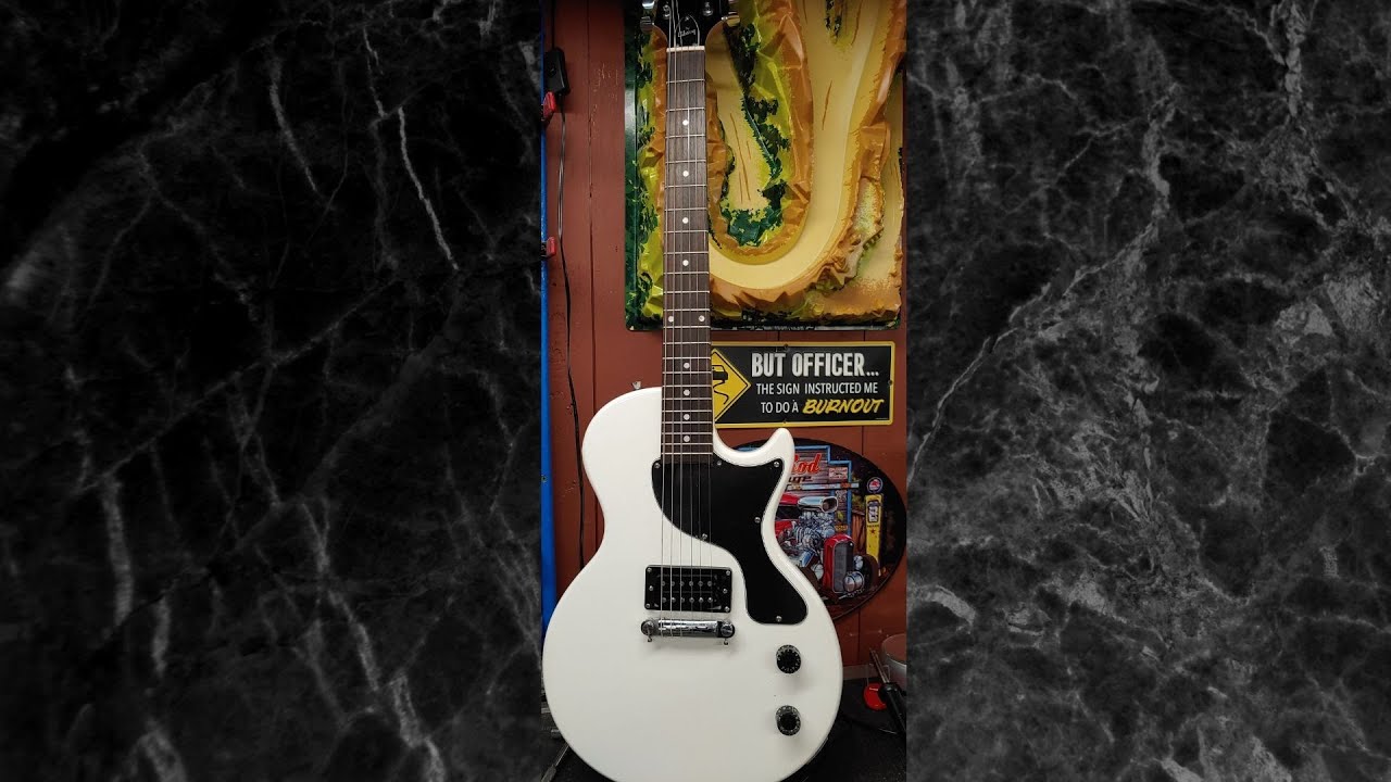 Gibson Maestro Les Paul JR gets some attention and a new pick up