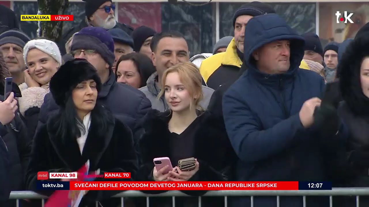 Svečani defile povodom 9. januara