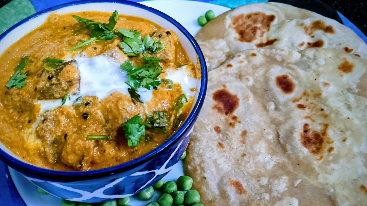 పచ్చి అరటికాయ పచ్చి బఠానీలతో కుర్మా రోటీకైనా రైస్ కైనా సూపర్ గా ఉంటుంది అందరూ ట్రై చేసి చూడండి 