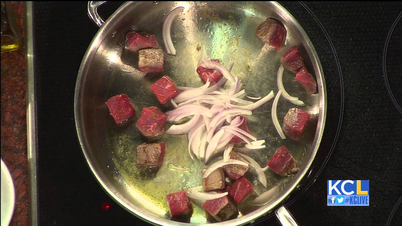 Yia Yia's cooks up pasta with beef tenderloin YouTube