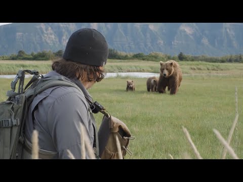 I TRACKED GRIZZLY BEARS IN REMOTE ALASKA: HERE'S WHAT I SAW!