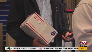 Don't Waste Your Money: Holiday delivery scams
