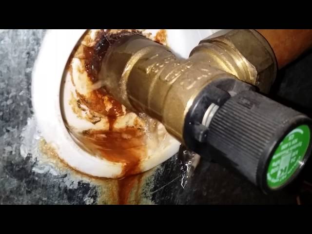 Geyser Leaking - 2/03/2014 - YouTube