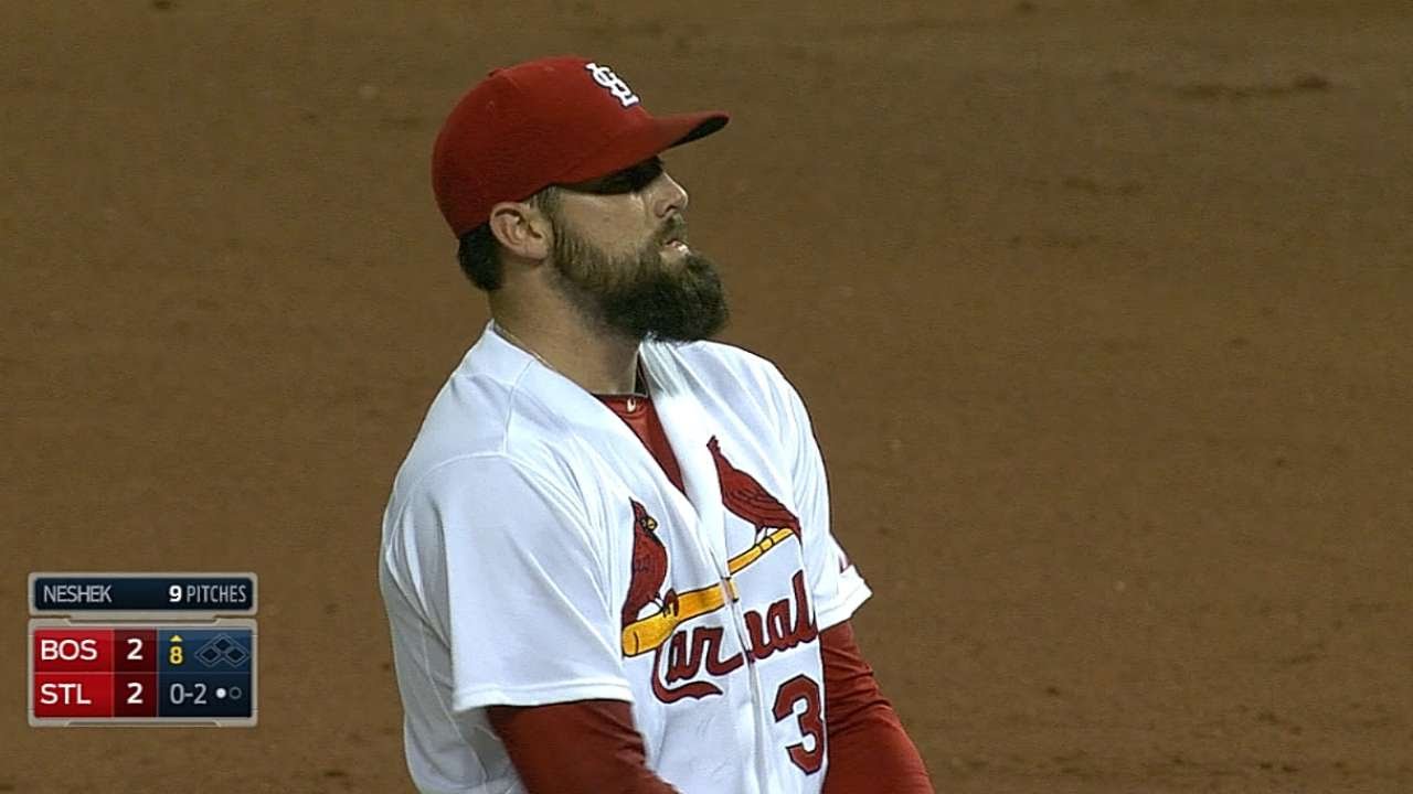 BOS@STL: Neshek fans all three in the 8th, earns win