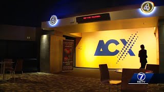 'Everybody wanted to be a part of it,' UNO alumni, Aksarben Theatre host Volleyball Day watch party