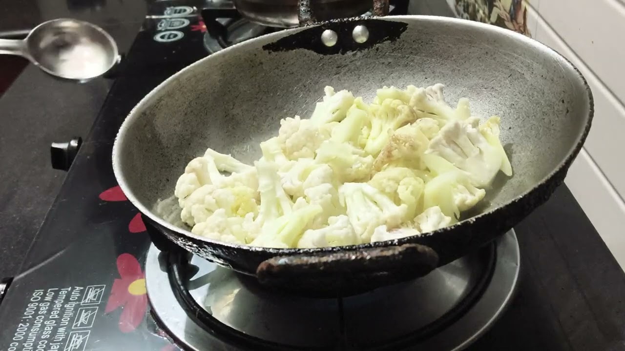 Aalu gobhi ki sabji banane ka tarika 😋 YouTube video@rawatji3438