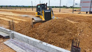 Unbelievable SHANTUI Dozer in Action Powerful Landfill Work Preparing Apartment Foundations