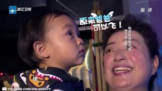 【甜馨看海狮表演被口水喷一脸 乃爸化身超人与鲨鱼共舞】《爸爸回来了》第一季 20140612 花絮【浙江卫视官方超清】