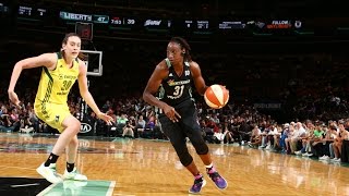 Duel in the Garden: Tina Charles vs. Breanna Stewart