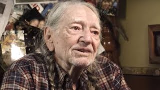 Willie Nelson Cancels Tour After Difficulty Breathing