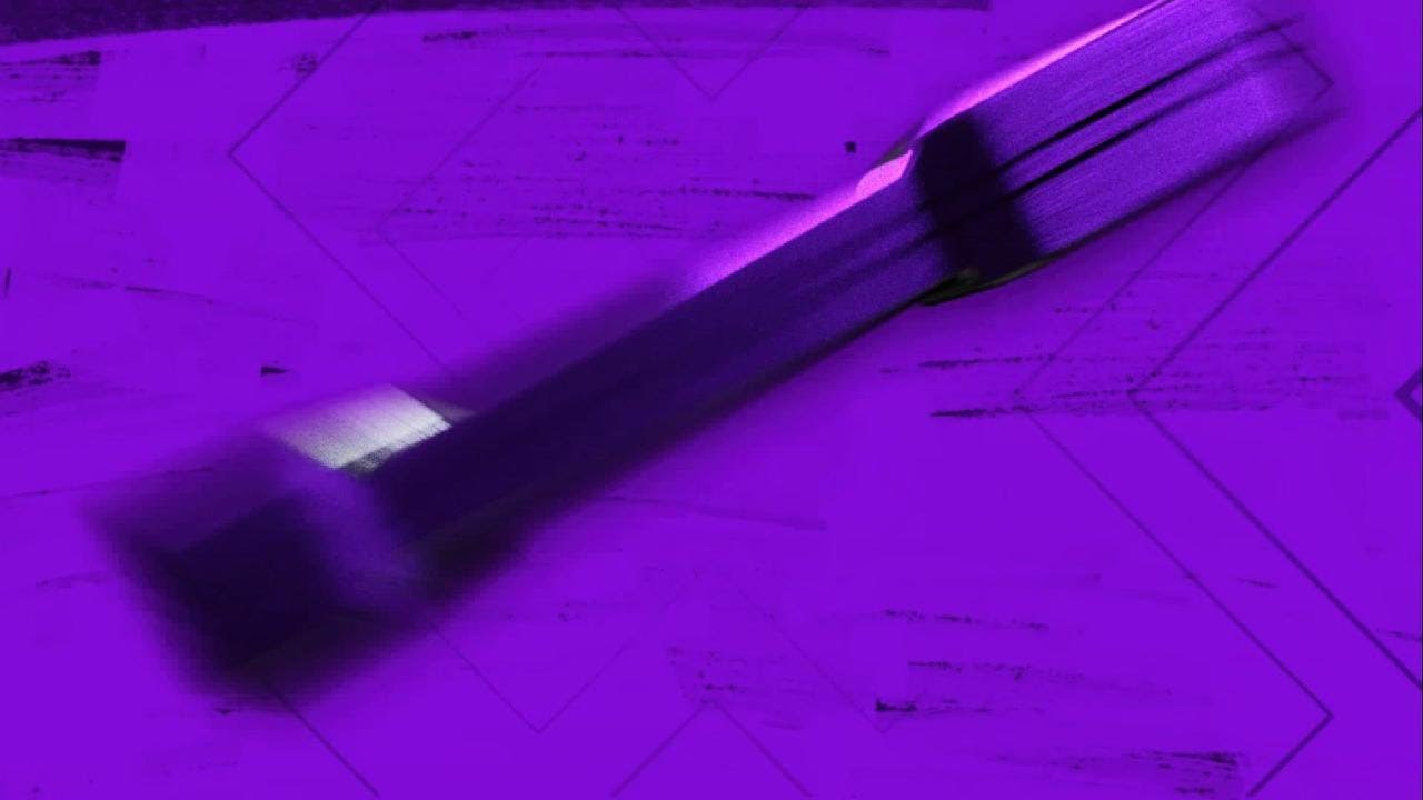 Madden NFL 21 MUT clutch pack opening