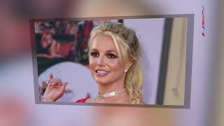 American Singer Britney Spears Clarifies Smoking Incident On Plane