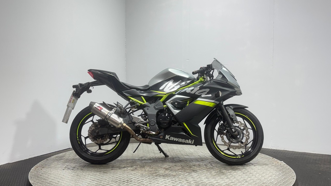 KAWASAKI NINJA 125 SPORTS 2020 36K WALK AROUND / RUNNING VIDEO