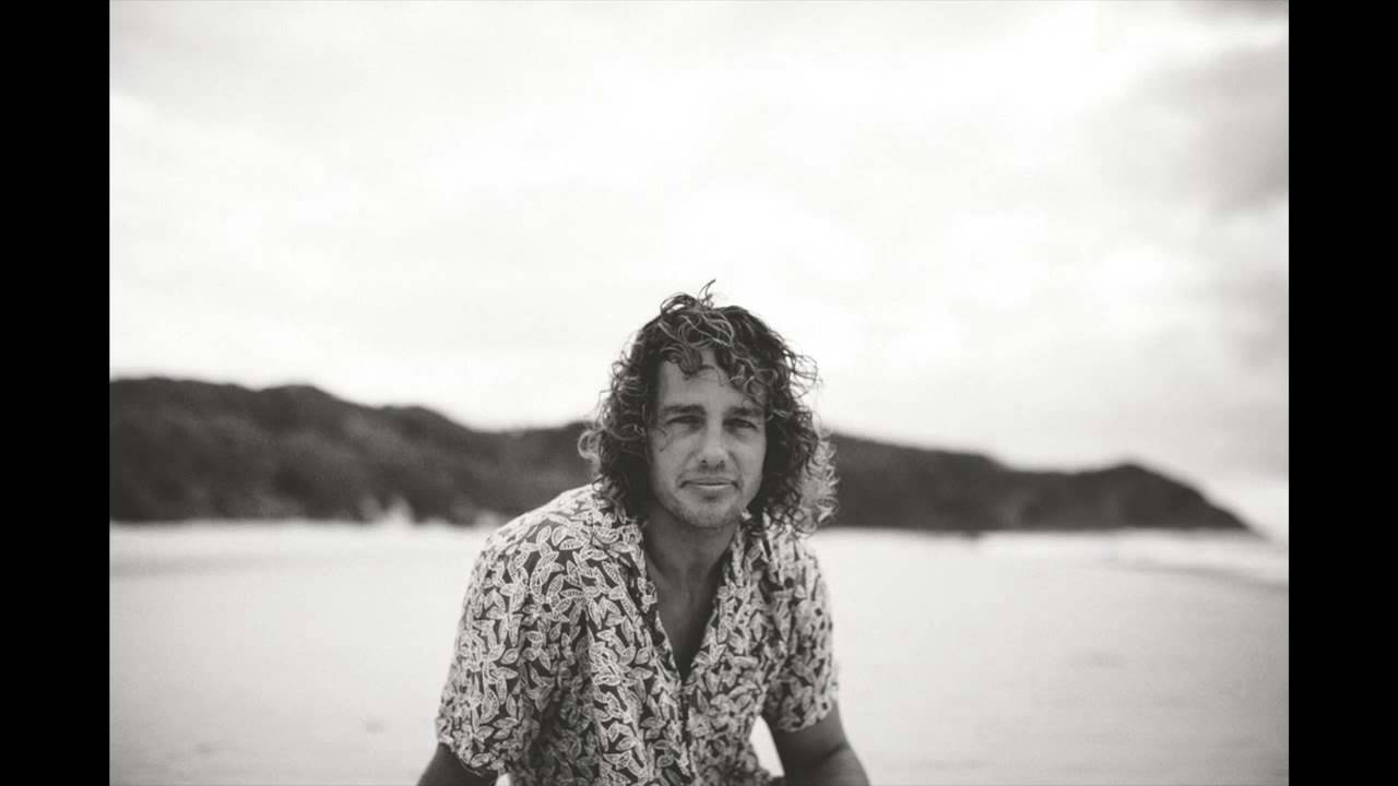 NICK SAXON - "Fire & Foe / El Viaje" Theme for the "Walking Dead" Trailer. Season 6. (Audio)