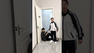 Teacher Smart Trick At The Gate Every Student Phone Was Exposed