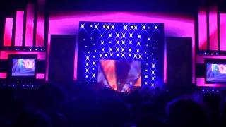 Kaskade - I Remember outro @ E.D.C. 2010 Los Angeles [HD]