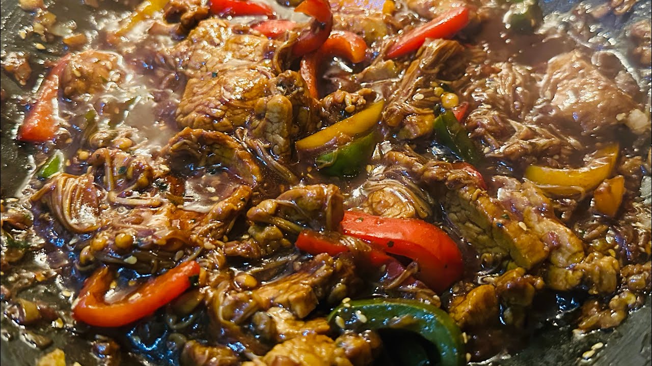 FILET MIGNON ET ENOKI SAUCE PONZU - PONZU STIR-FRIED PORK AND ENOKI MUSHROOMS [VIDEO 246]