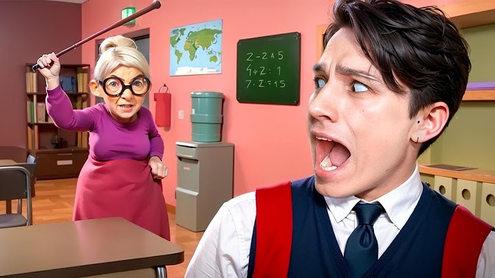 СБЕЖАЛ С УРОКОВ ОТ СТАРОЙ УЧИЛКИ!😱 ТЕПЕРЬ МЕНЯ ВЫГОНЯТ ИЗ ШКОЛЫ!😭