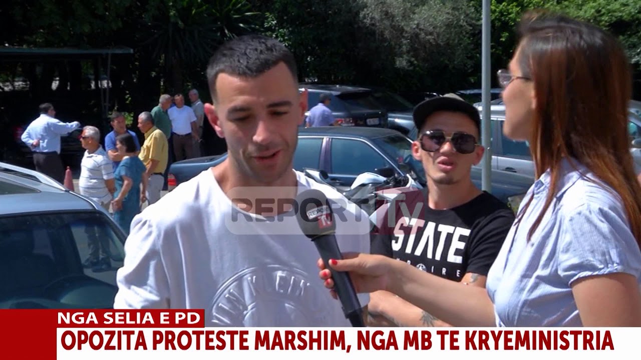 Report TV - Reperi Stresi prin protestën e PD: Kam ardhur me 100 çunat e mi për rrëzimin e Ramës