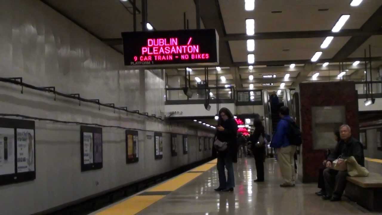 Dublin/Pleasanton Train Arriving at Lake Merritt BART (HD)