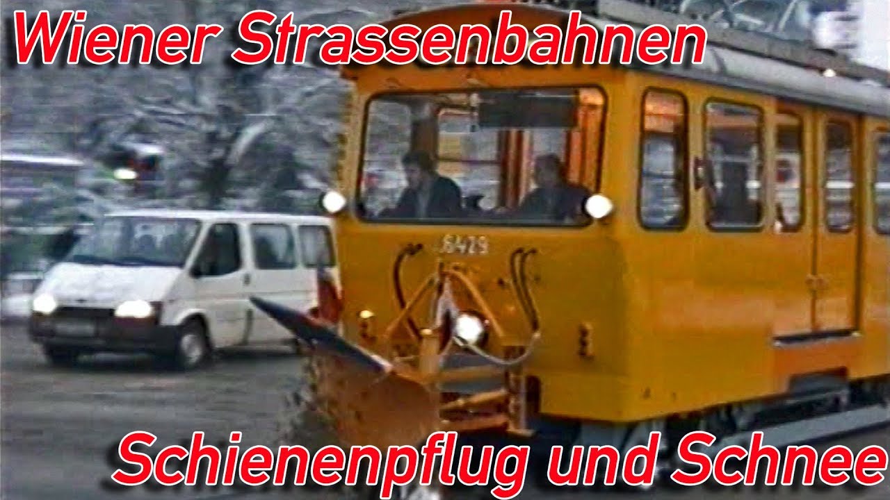 Wiener Schneepflug-Tram im Einsatz!
