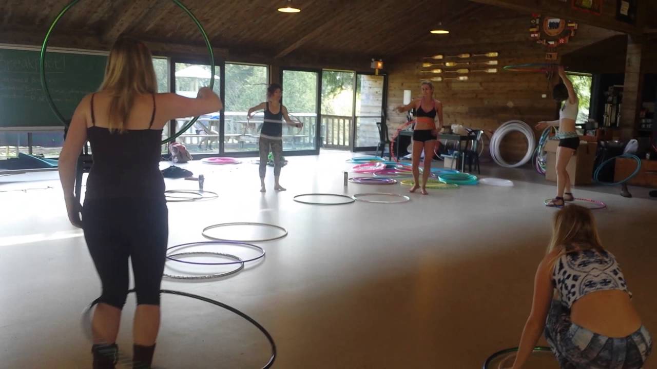 Lola Loops at Sacred Play: A Hoop Dance Retreat on the Sunshine Coast!
