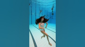 #underwaterphotography #freediving #trend sports note #mermaid #diving I used to say I wear a mask,