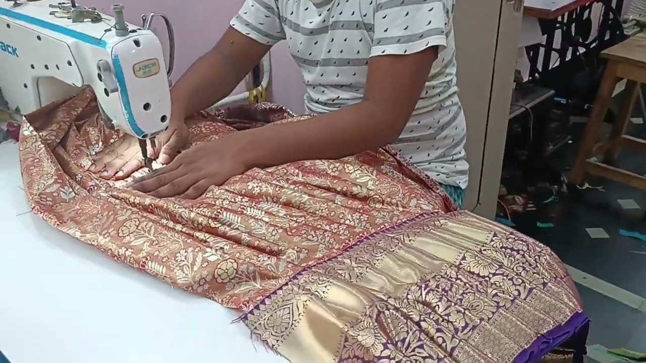 Lehanga   frills iron cutting✂✂ and stiching