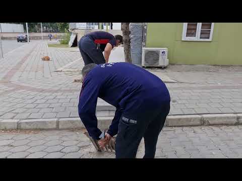 itfaiyeden yavru Kediye Şefkat eli