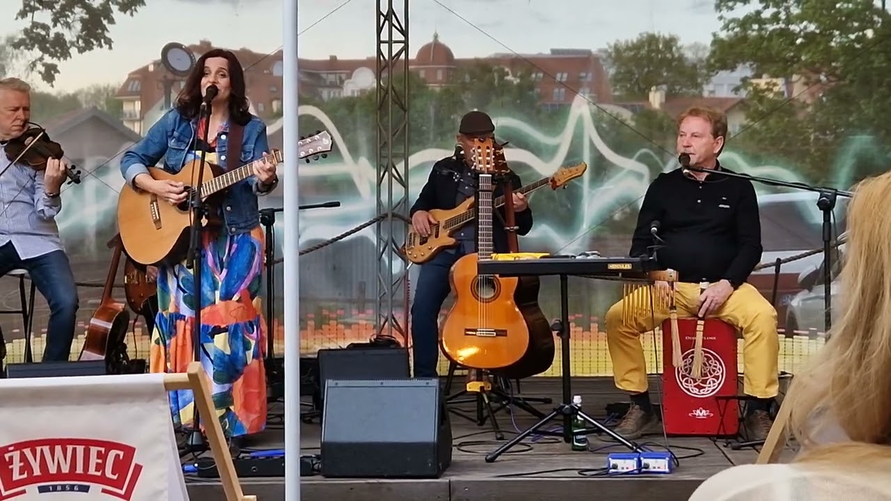 Idź tam gdzie słychać śpiew...