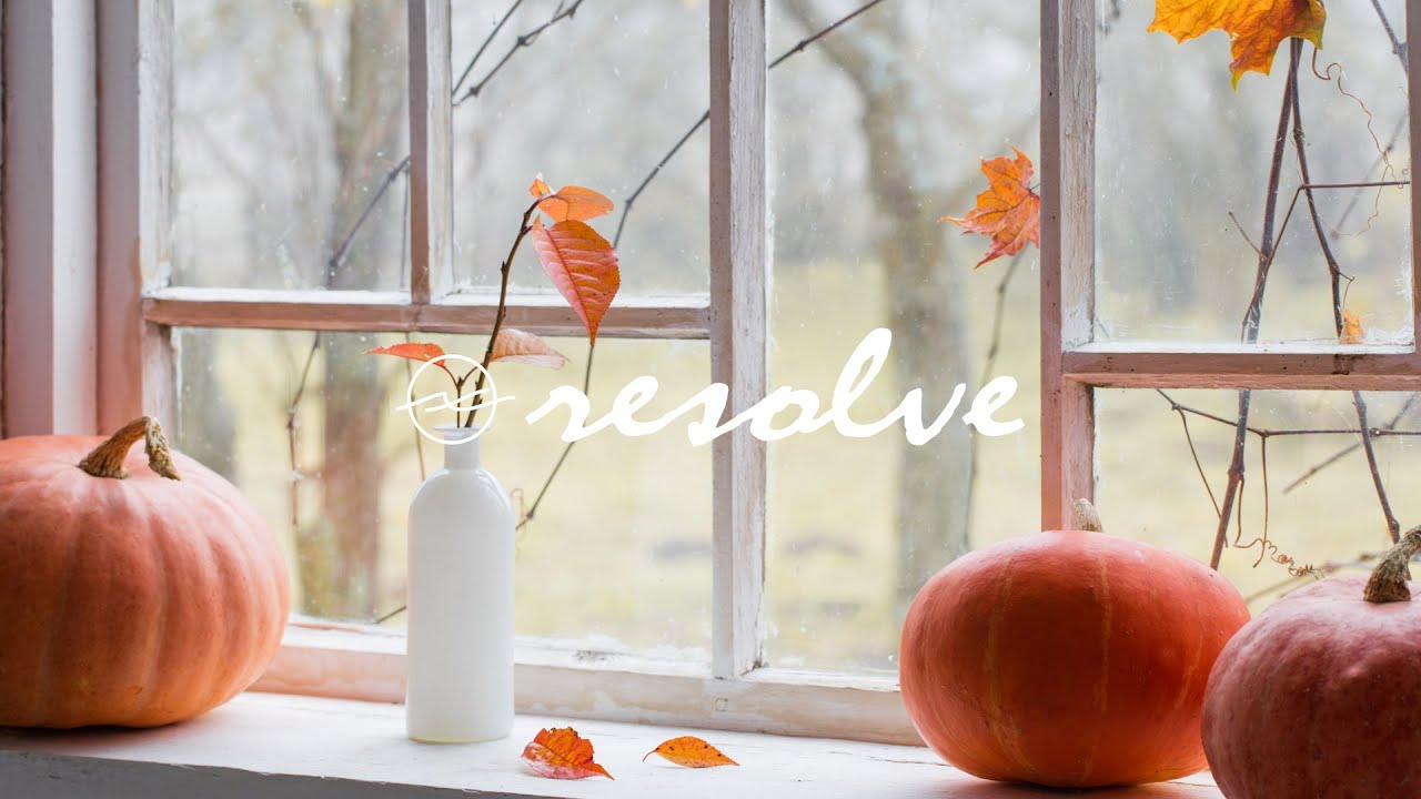 Autumn Leaves - soothing upbeat background music to relax to - resolve