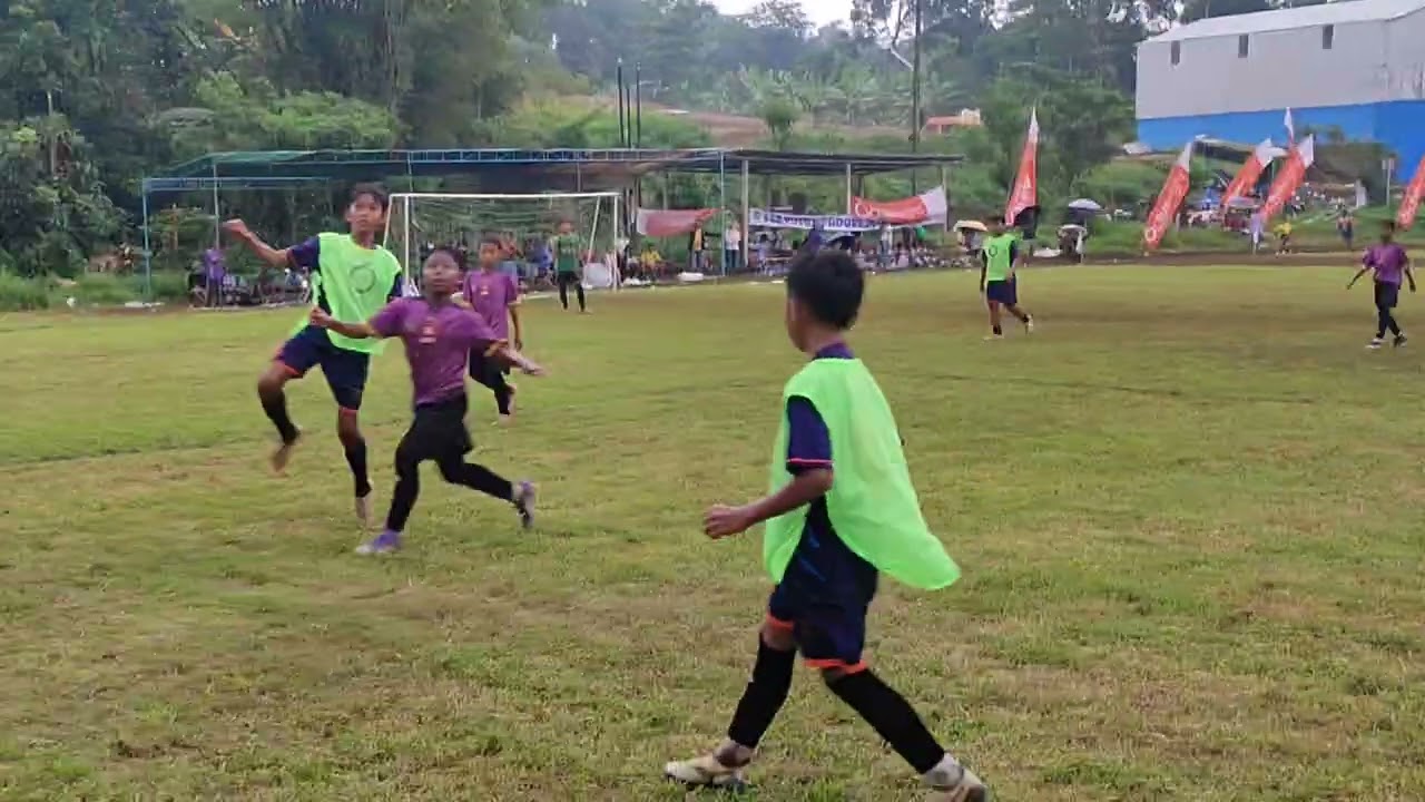 PIALA GRASSROOTS INDONESIA ZONA SMG KU-2014.BABAK 8 BESAR : TCS SADEWA 🆚 STAR FC SKOR 1-1 (PEN 2-1) 