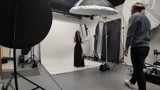 Lets shoot! Model in the studio!