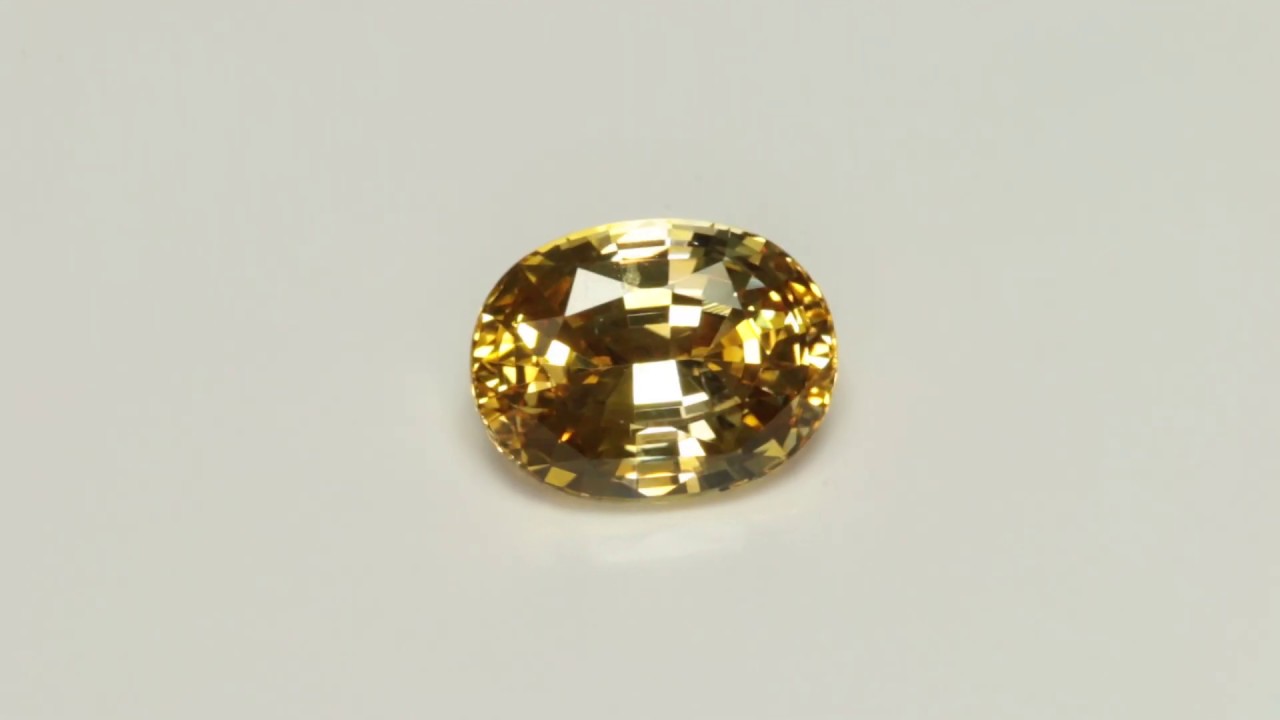3.463 Carat Yellow Sapphire Very Good Cut Oval 10.12 x 7.81 mm Heated Loose Stone