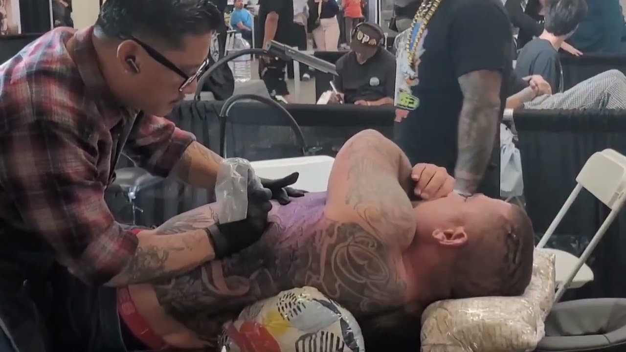 Body art expo in San Francisco