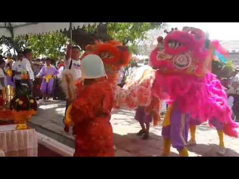 เชิดสิงโตที่งานสมโภชพระเจ้าตากสินมหาราชชาววัดอรุณ/3