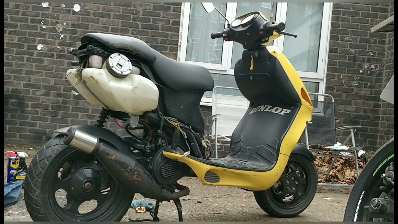 my italjet formula 50cc, F1 paddock bike project. Did it seize after all? March 2003 Spanish GP.