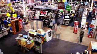 Timelapse - A Best Buy Black Friday