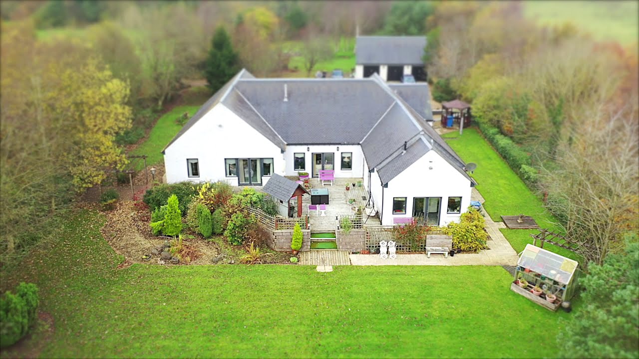 6 Riverside Lea Blackburn | Paul Rolfe Property Tour