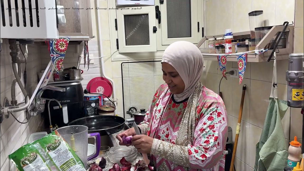 تنظيف المطبخ من تاني بعد العاصفه الترابيه