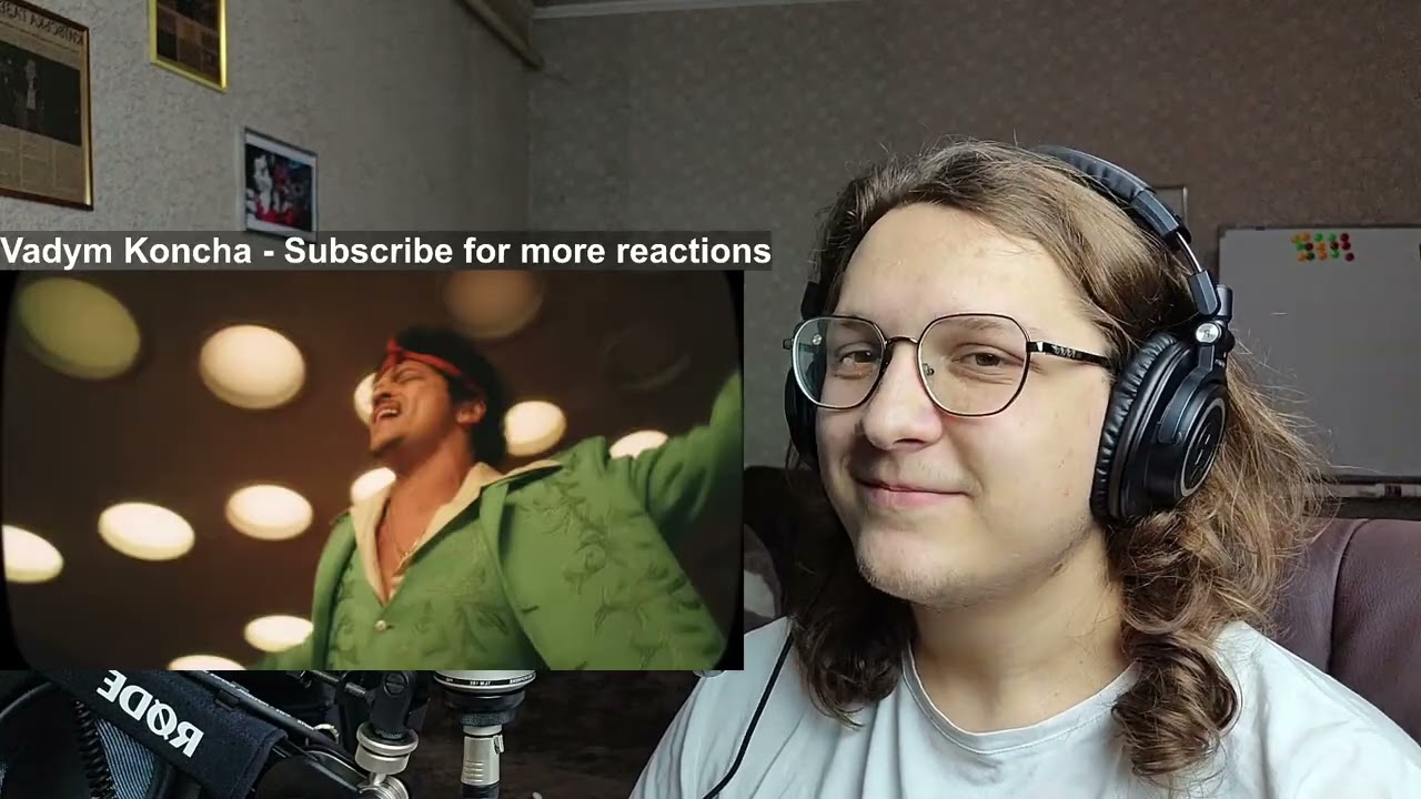 Singer Reacts to Bruno Mars - I Just Might