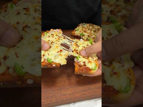 Bread Pizza ASMR #asmr #crunchytreats #food #cooking #streetfood #pizza #cheesybreadpizza