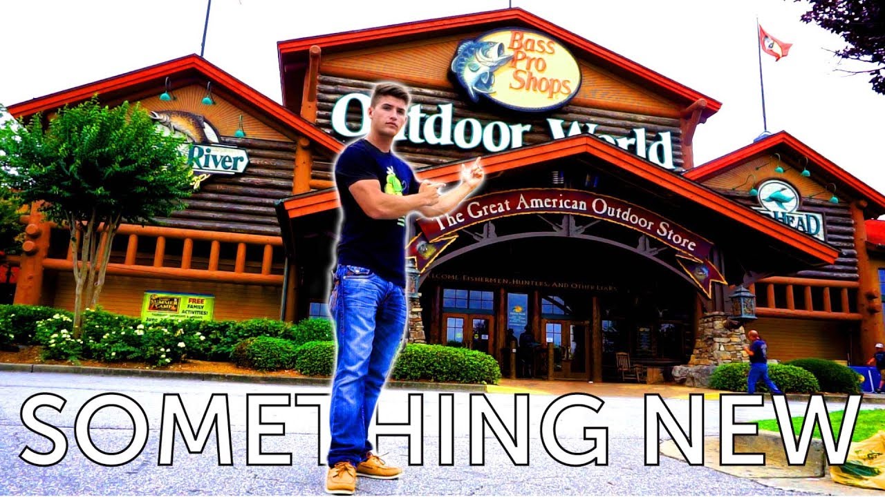 bass fishing at night BASS PRO SHOPS & Something New (VLOG)