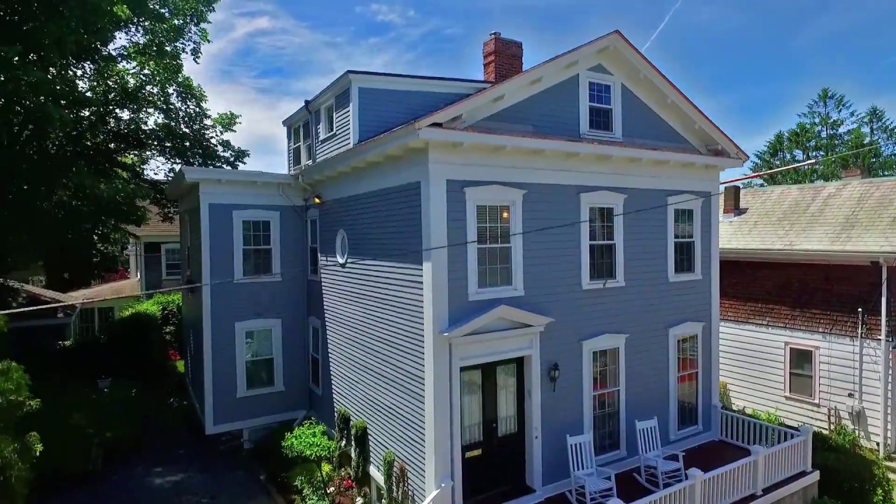 81 Prospect Hill | Newport, RI | Gustave White Sotheby's International Realty