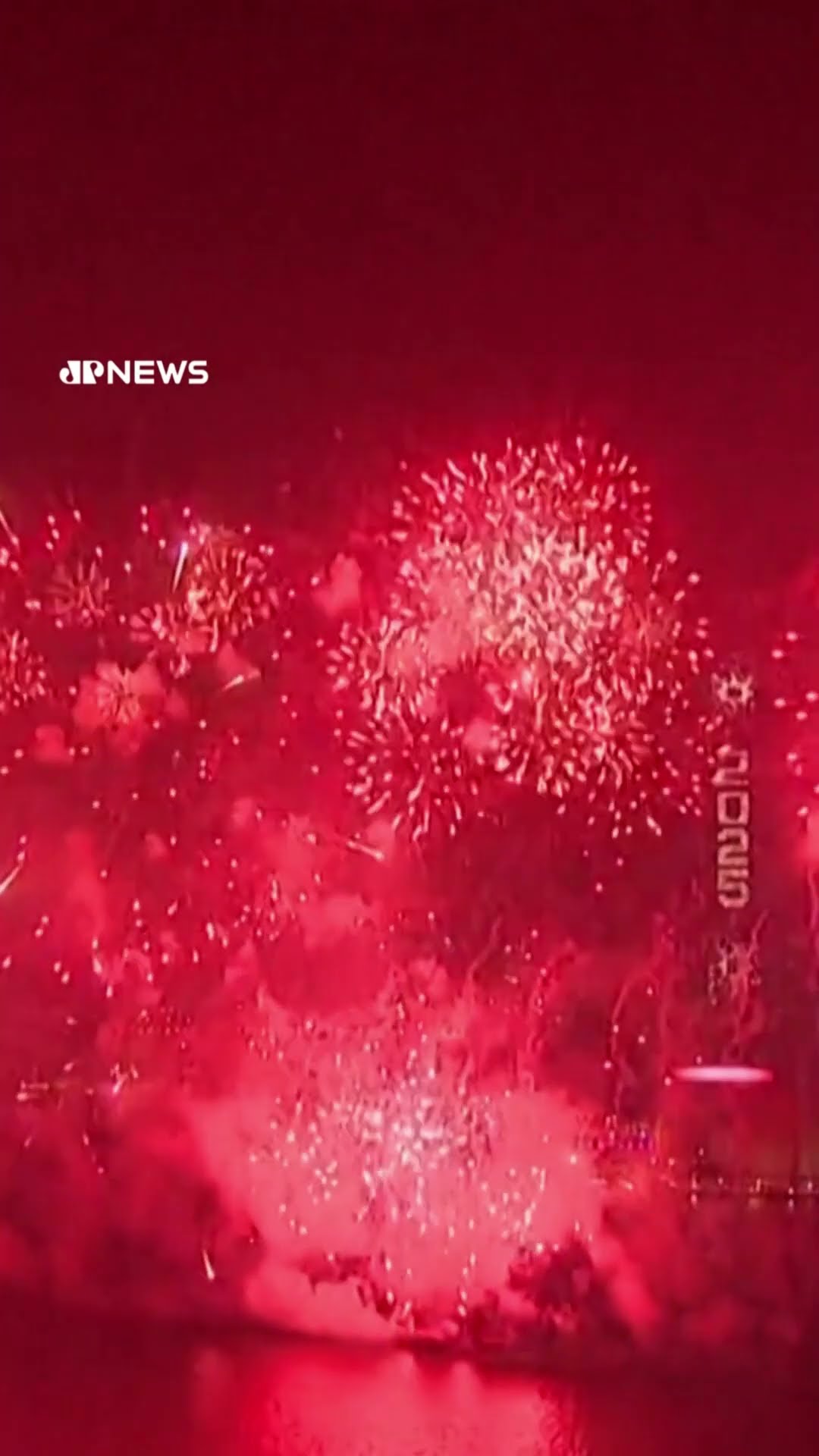 Hong Kong comemora chegada de 2025 com show de fogos de artifício #shorts