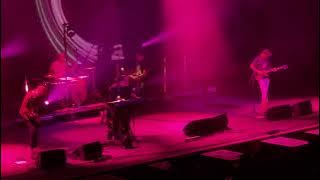 Slowdive Chained to a Cloud