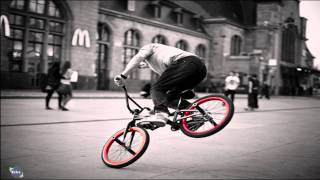Timeflies Tuesday - Space Jam